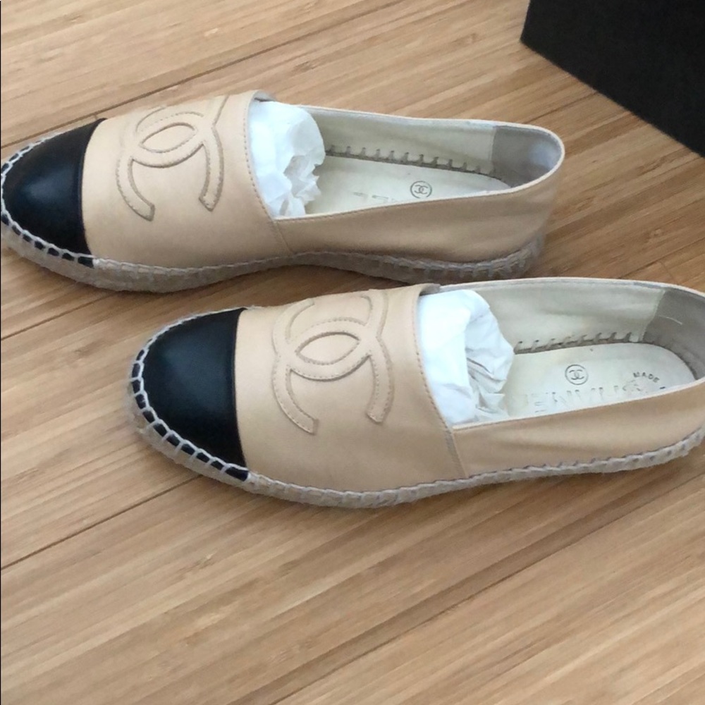 Authentic lamb skin leather espadrilles - Picture 2 of 4